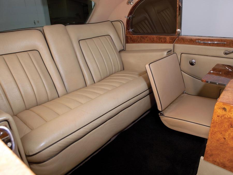  Rolls-Royce Phantom V 1959 года  (фото 4 из 9)